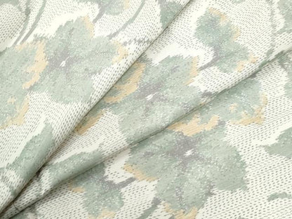 平和屋着物●本場大島紬　白大島　唐草文　正絹　逸品　CABI3019yc