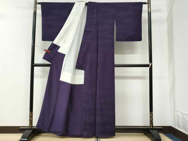 平和屋着物●上質な色無地　芝草霞地紋　深紫色　正絹　逸品　未使用　CABI3025yc