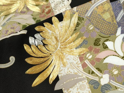 平和屋着物●豪華黒留袖　作家物　駒刺繍　短冊重ね菊花唐草文　金彩　正絹　逸品　未使用　CABI3047yc
