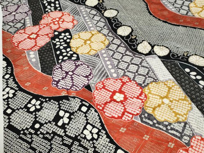平和屋着物●豪華振袖　総絞り　道長花文　黒地　金彩　正絹　逸品　CABI3070yc