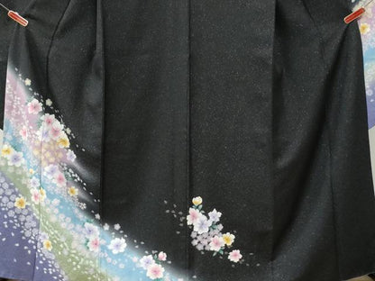 平和屋着物●豪華振袖　舞花文　黒地　銀通し地　正絹　逸品　CABI3072yc