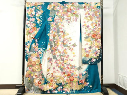 平和屋着物●豪華振袖　駒刺繍　雲取り短冊花文　暈し染め　銀通し地　正絹　逸品　CABI3073yc