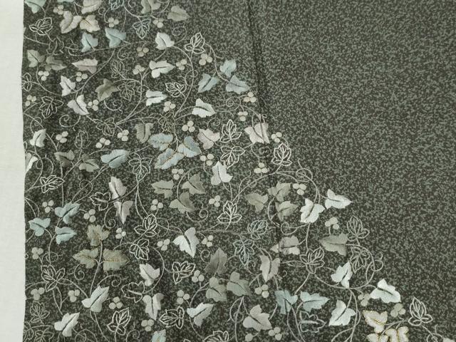 平和屋着物●訪問着　本場染大島紬　総刺繍　葡萄唐草文　金糸　正絹　逸品　CABI3142yc