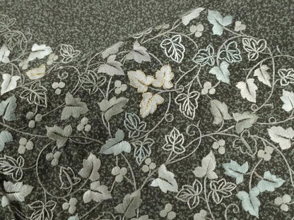 平和屋着物●訪問着　本場染大島紬　総刺繍　葡萄唐草文　金糸　正絹　逸品　CABI3142yc