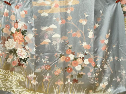 平和屋着物●豪華振袖　駒刺繍　流水草花文　暈し染め　金彩　正絹　逸品　CABI3151yc