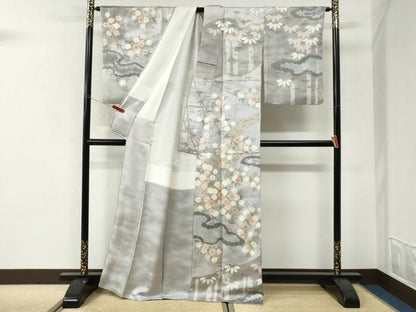 平和屋着物●訪問着　絞り　雲取り笹竹枝花文　金彩　正絹　逸品　CABI3152yc