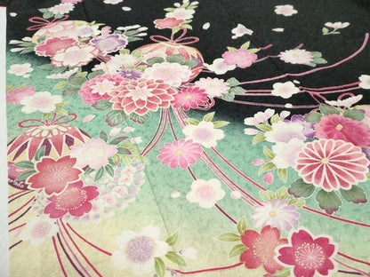 平和屋着物●豪華振袖　毬舞花文　暈し染め　黒地　金通し地　正絹　逸品　CABI3167yc
