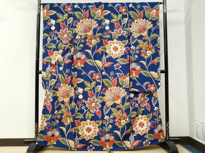 平和屋着物●豪華振袖 駒刺繍 更紗草花文 金彩 正絹 逸品 CABI3196yc