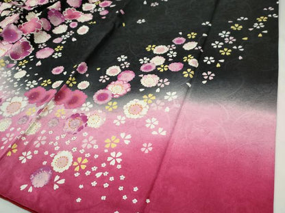 平和屋着物●豪華振袖 刺繍 百合草花文 ラメ糸 暈し染め 黒地 正絹 逸品 CABI3197yc