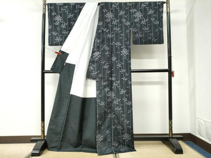 平和屋着物●本場縞大島紬　枝葉文　ますいわ屋扱い　正絹　逸品　CABI3205yc