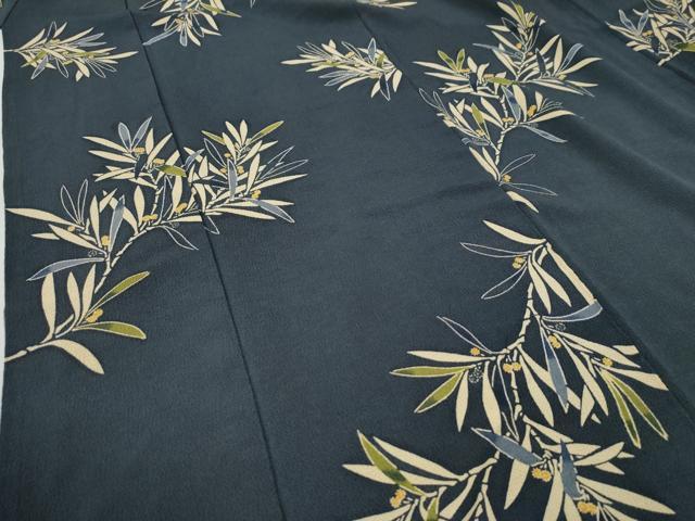 平和屋着物●上質な小紋　型染め　枝花文　鬼しぼ縮緬　正絹　逸品　CABI3225yc