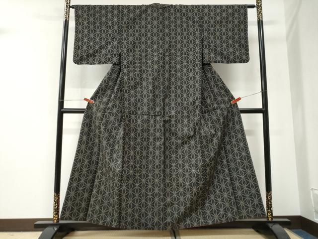 平和屋着物●本場大島紬　7マルキ　麻の葉文様　正絹　逸品　CABI3241yc
