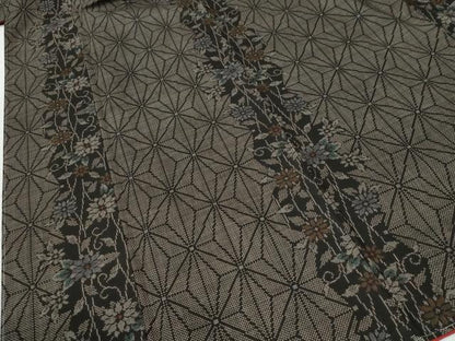 平和屋着物●本場大島紬　7マルキ　麻の葉花唐草文　正絹　逸品　未使用　CABI3247yc