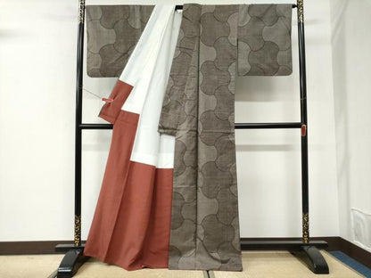 平和屋着物●本場大島紬　7マルキ　丸重ね文　正絹　逸品　CABI3256yc