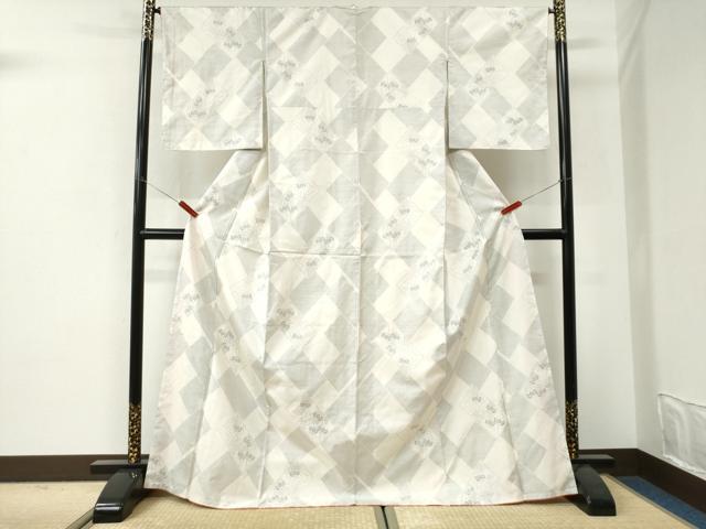 平和屋着物●本場大島紬　白大島　7マルキ　短冊重ね杜若文　ロング丈　正絹　逸品　CABI3270yc