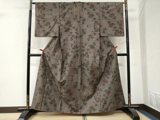 平和屋着物●本場大島紬　9マルキ　枝花文　正絹　逸品　CABI3297yc