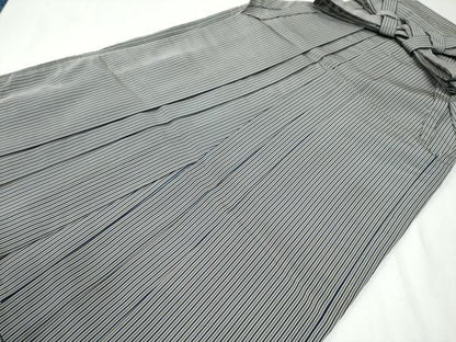 平和屋着物●男性　馬乗り袴　間道　正絹　逸品　CABI3308yc