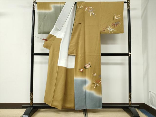 平和屋着物●十二代目　市川団十郎　訪問着　枝笹牡丹舞蝶文　暈し染め　金彩　正絹　逸品　CABI3326yc