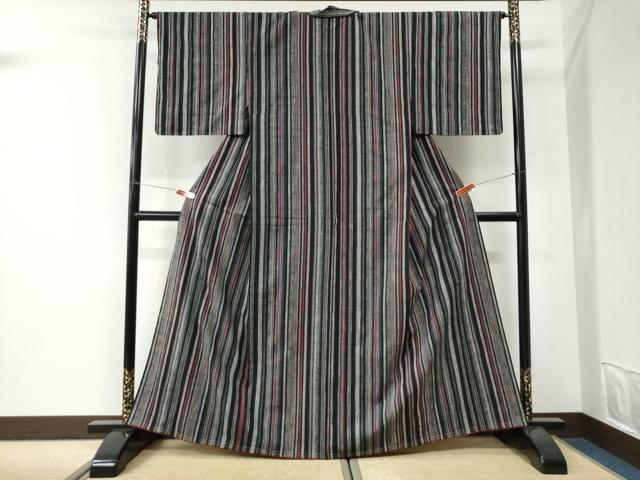 平和屋着物●上質な紬　縞　黒地　正絹　逸品　未使用　CABI3333yc