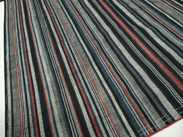 平和屋着物●上質な紬　縞　黒地　正絹　逸品　未使用　CABI3333yc