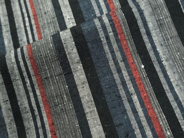 平和屋着物●上質な紬　縞　黒地　正絹　逸品　未使用　CABI3333yc