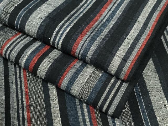 平和屋着物●上質な紬　縞　黒地　正絹　逸品　未使用　CABI3333yc