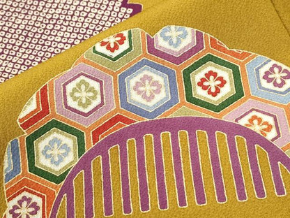 平和屋着物●豪華振袖　駒刺繍　櫛　簪　舞桜　金彩　正絹　逸品　CABI3346yc
