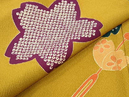 平和屋着物●豪華振袖　駒刺繍　櫛　簪　舞桜　金彩　正絹　逸品　CABI3346yc