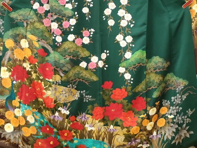 平和屋着物●豪華振袖　孔雀牡丹花文　金彩　正絹　逸品　CABI3357yc