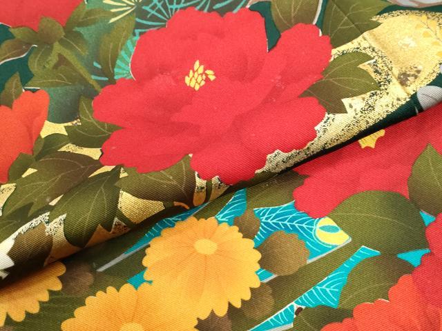 平和屋着物●豪華振袖　孔雀牡丹花文　金彩　正絹　逸品　CABI3357yc