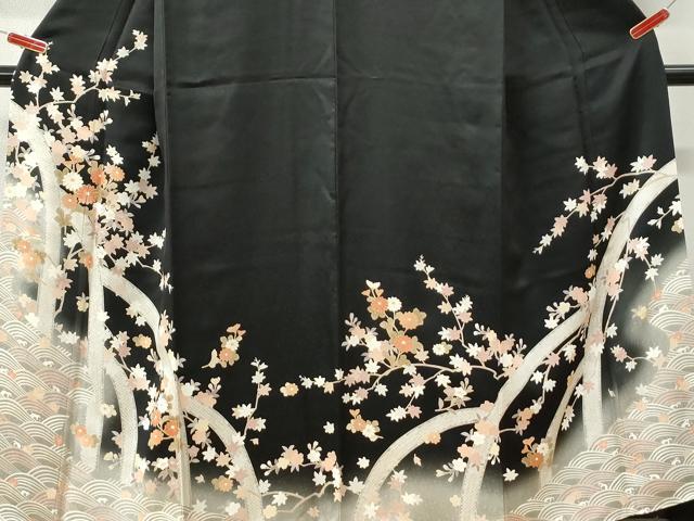 平和屋着物●訪問着　刺繍　立波枝花文　暈し染め　黒地　金彩　正絹　逸品　CABI3358yc