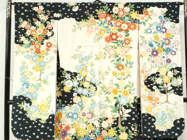 平和屋着物●豪華振袖　駒刺繍　花鳥文　黒地　金彩　正絹　逸品　CABI3359yc