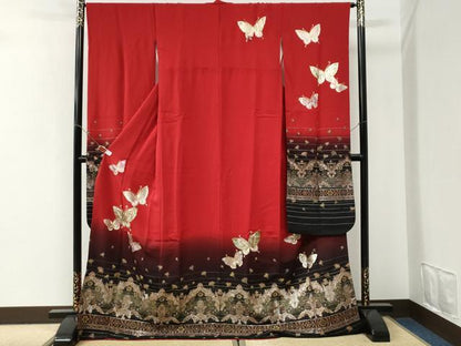 平和屋着物●豪華振袖　舞蝶花唐草文　暈し染め　金彩　正絹　逸品　CABI3363yc