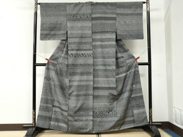平和屋着物●江戸小紋　越後国・縮屋次郎　百柄　黒地　正絹　逸品　CABI3386yc