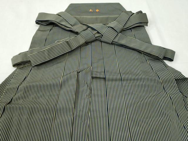 平和屋着物●男性　馬乗り袴　縞　正絹　逸品　CABI3410yc