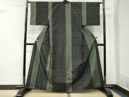 平和屋着物●本場縞大島紬　格子　正絹　逸品　CABI3464yc
