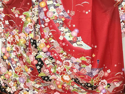 平和屋着物●豪華振袖　駒刺繍　鬘帯牡丹花文　金彩　正絹　逸品　CABI3511yc