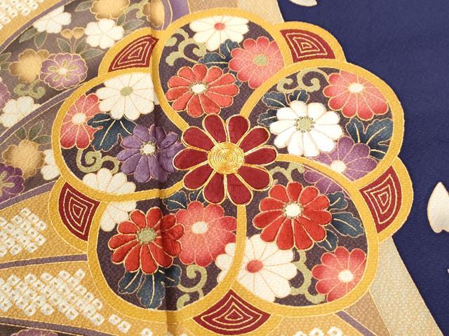 平和屋着物●豪華振袖　駒刺繍　花唐草文　金彩　正絹　逸品　CABI3529yc