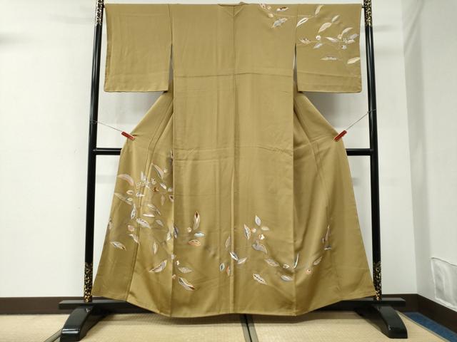 平和屋着物●訪問着　駒刺繍　枝花文　金彩　正絹　逸品　未使用　CABI3590yc