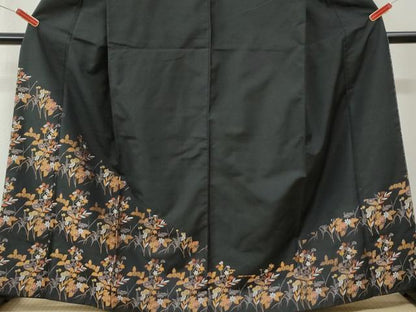 平和屋着物●豪華黒留袖　紬地　草花文　正絹　逸品　CABI3592yc
