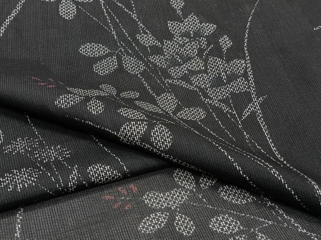 平和屋着物＊夏物　小紋　紗　枝草花文　黒地　洗える着物　CABI3699xi