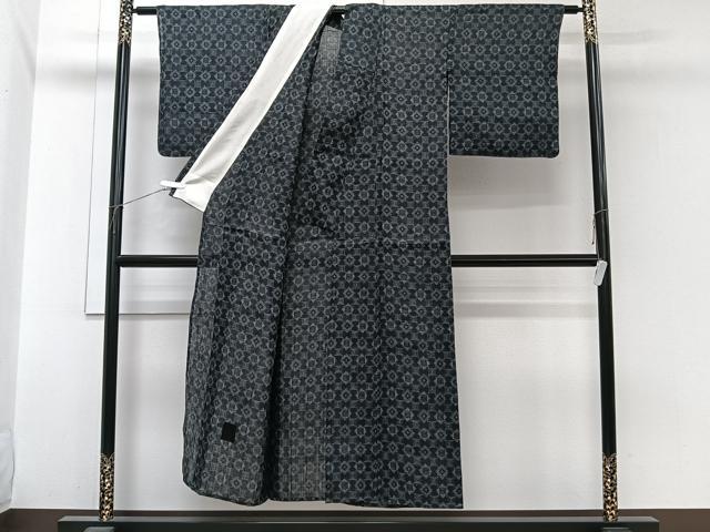 平和屋着物＊夏物　重要無形文化財　本場宮古上布　小紋　幾何学文様　黒地　苧麻　逸品　CABI3729xi
