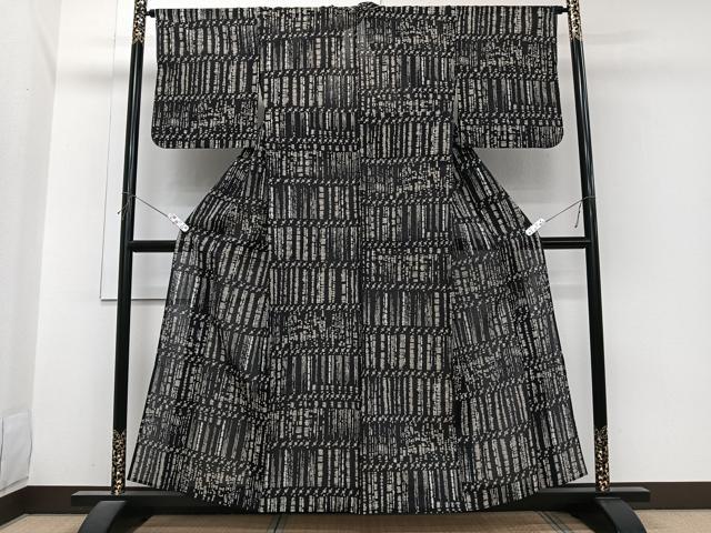平和屋着物＊夏物　小紋　紗紬　ろうけつ染め　抽象文様　正絹　逸品　CABI3744xi