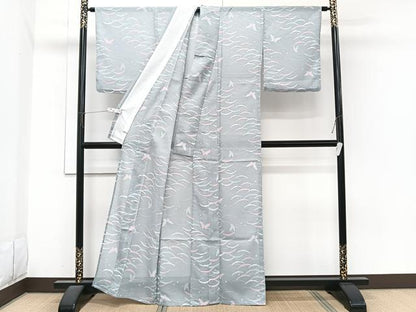平和屋着物＊夏物　小紋　絽　芝舞蝶文　洗える着物　CABI3778xi