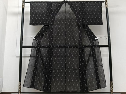 平和屋着物＊夏物　小紋　紗紬　井桁絣　黒地　正絹　逸品　CABI3842xi