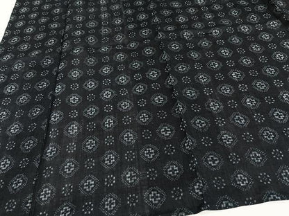 平和屋着物＊夏物　重要無形文化財　本場宮古上布　花菱文　黒地　苧麻　逸品　CABI3849xi