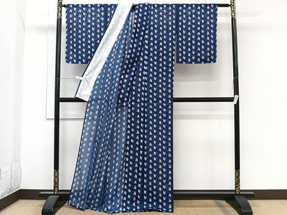 平和屋着物＊夏物　小紋　絽　枝舞蝶文　洗える着物　未使用　CABI3896xi