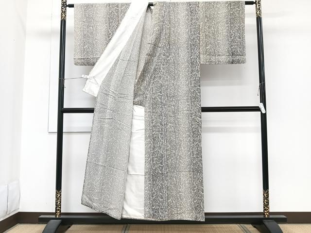 平和屋着物＊夏物　小紋　絽　間道草花文　反端付き　正絹　逸品　CABI3986xi