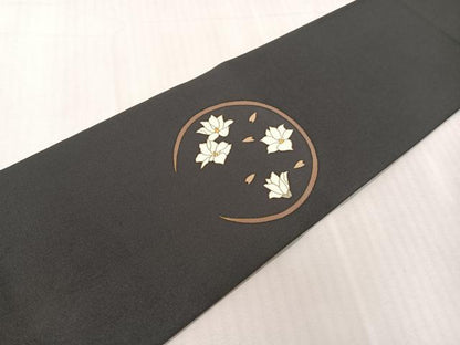 平和屋着物●塩瀬　つけ帯　枝花丸文　黒地　金彩　正絹　逸品　CABI4038vp
