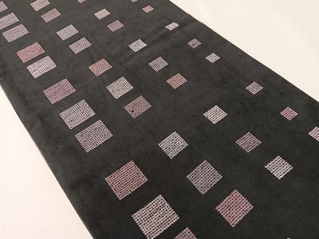 平和屋着物●両面　全通柄袋帯　紬地　花織　黒地　正絹　逸品　CABI4094vp